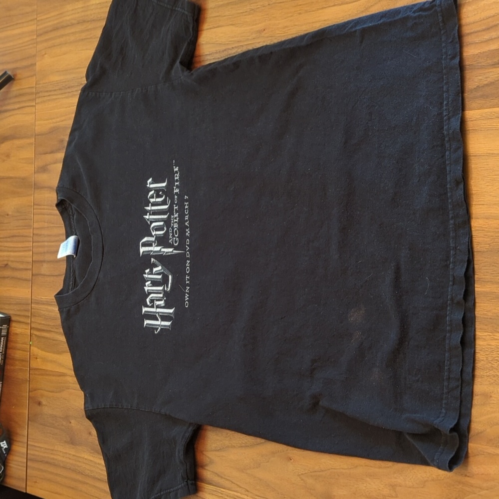 Harry Potter goblet of fire shirt,size L